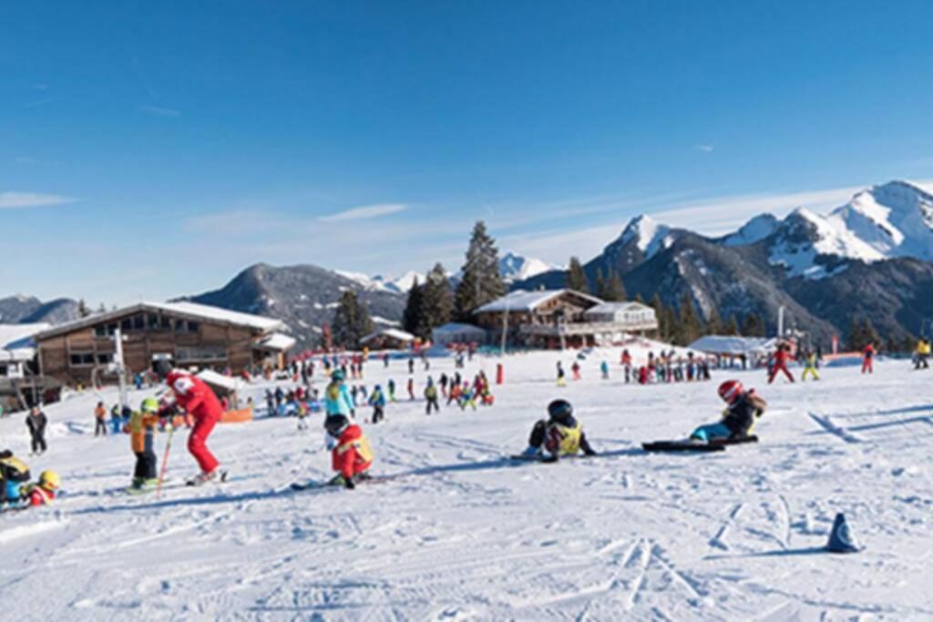 Les Cimes, Chaleureux studio 4 pers, 50m du télécabine, vue dégagée sur les pistes, DRAPS NON COMPRIS Saint-Jean-dʼAulps Esterno foto